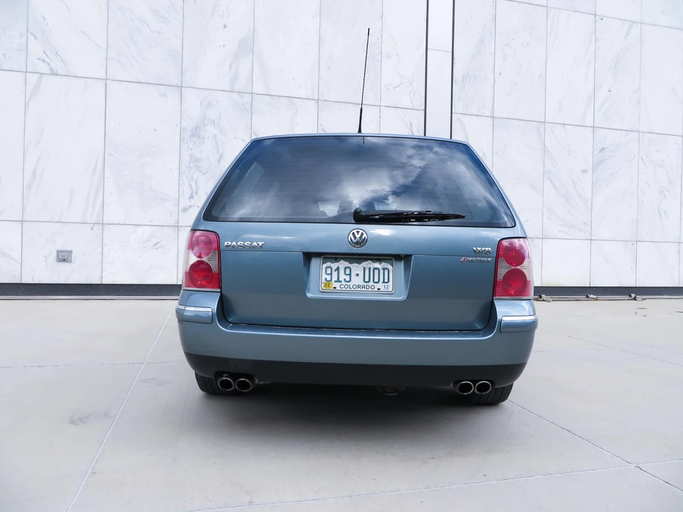2003 Volkswagen Passat - Image 9 of 31