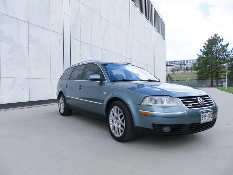2003 Volkswagen Passat - Image 11 of 31