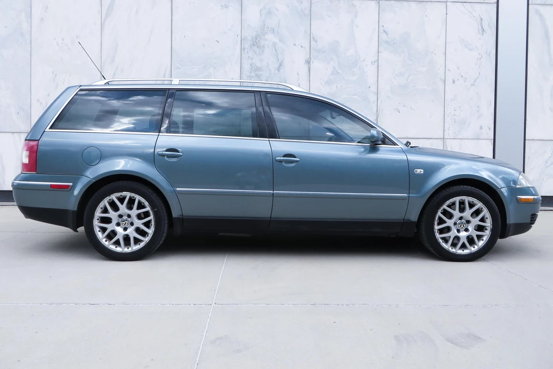 2003 Volkswagen Passat - Image 3 of 31