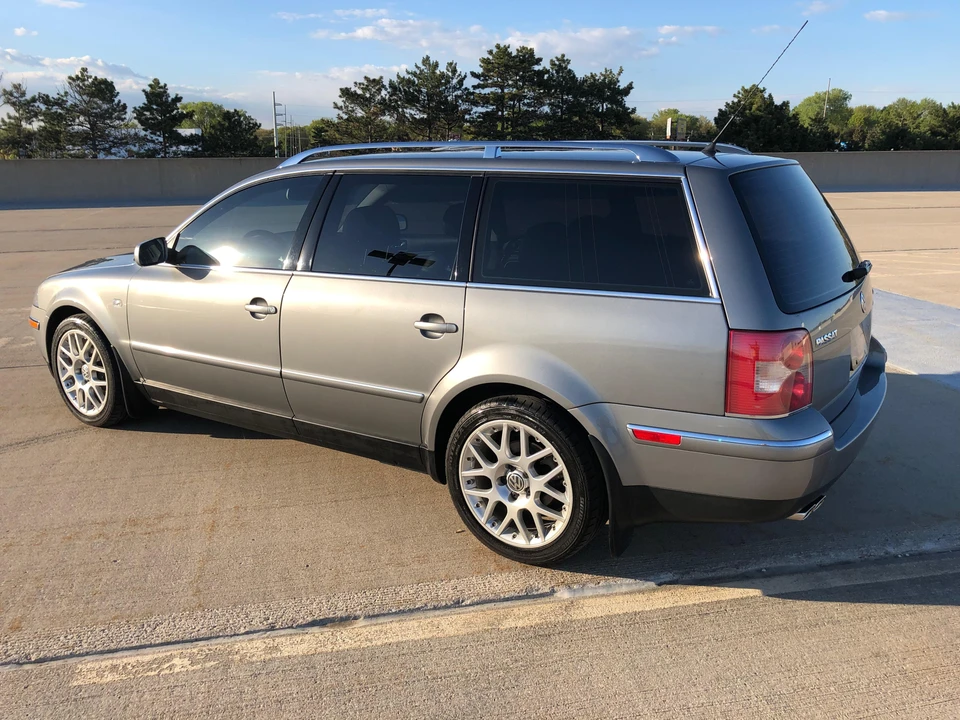 2003 Volkswagen Passat - Image 11 of 31