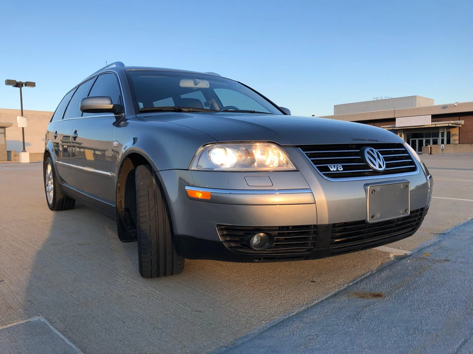 2003 Volkswagen Passat - Image 22 of 31