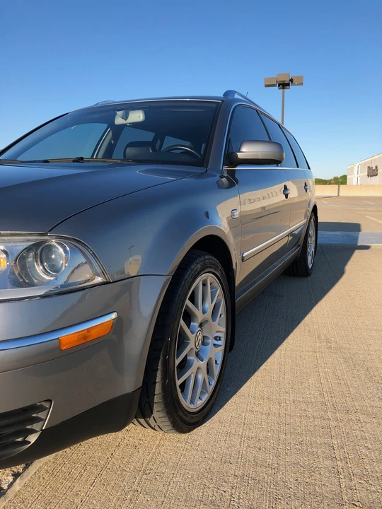 2003 Volkswagen Passat - Image 27 of 31