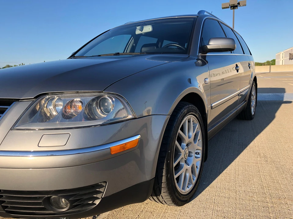 2003 Volkswagen Passat - Image 28 of 31