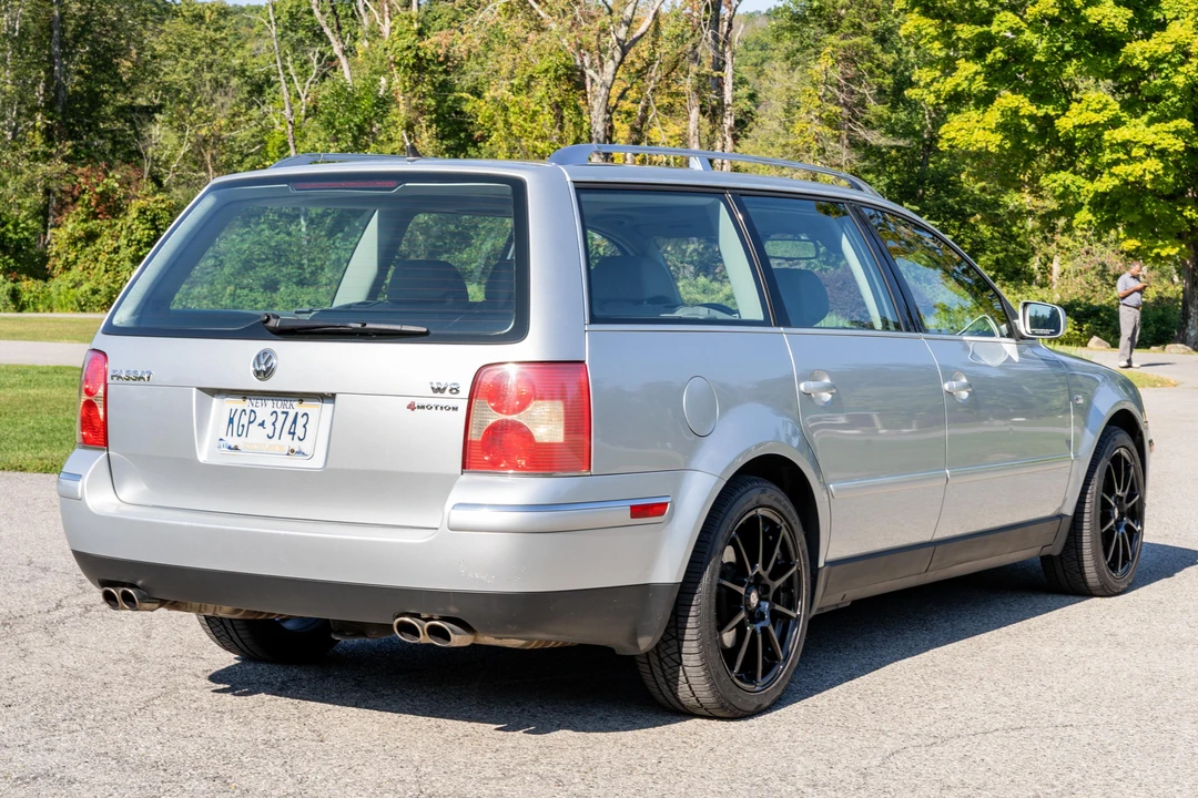 2003 Volkswagen Passat - Image 14 of 31