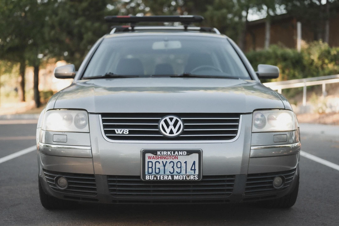 2003 Volkswagen Passat - Image 2 of 6