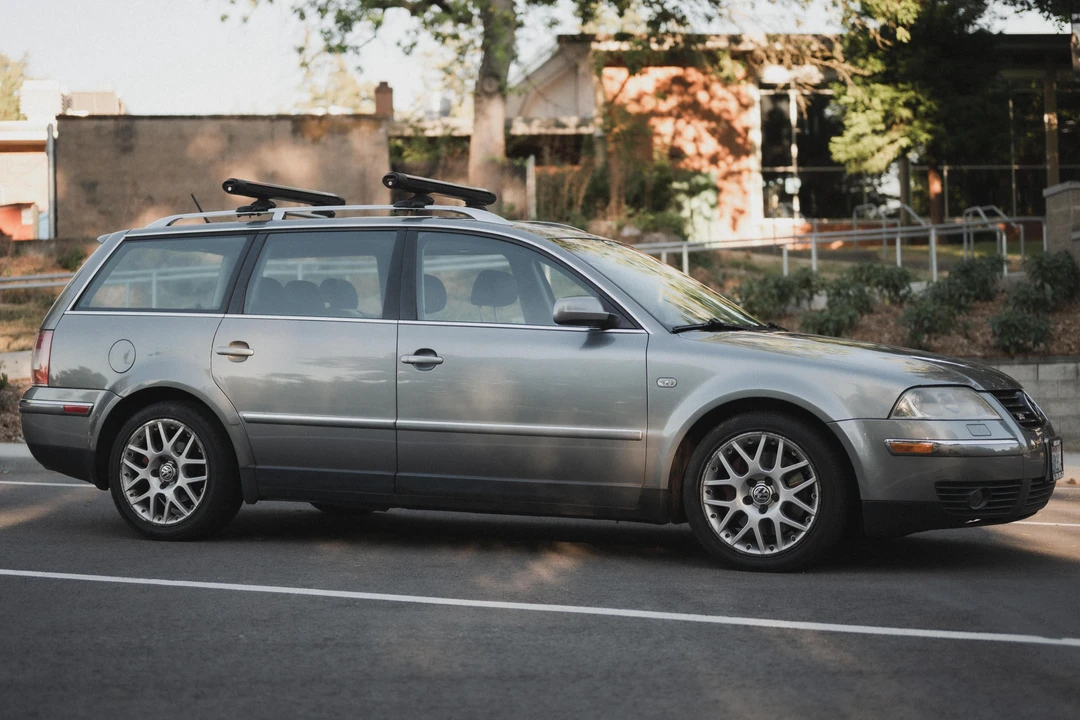 2003 Volkswagen Passat - Image 6 of 6