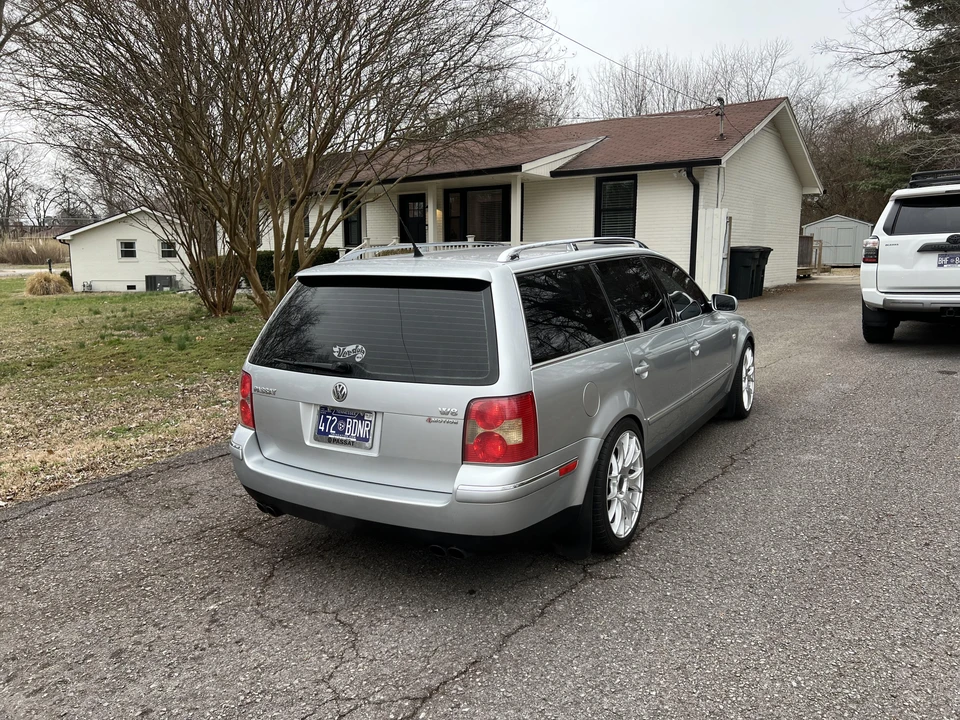 2003 Volkswagen Passat - Image 22 of 31