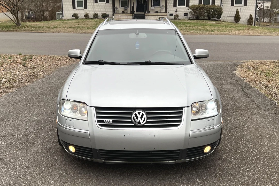 2003 Volkswagen Passat - Image 2 of 31