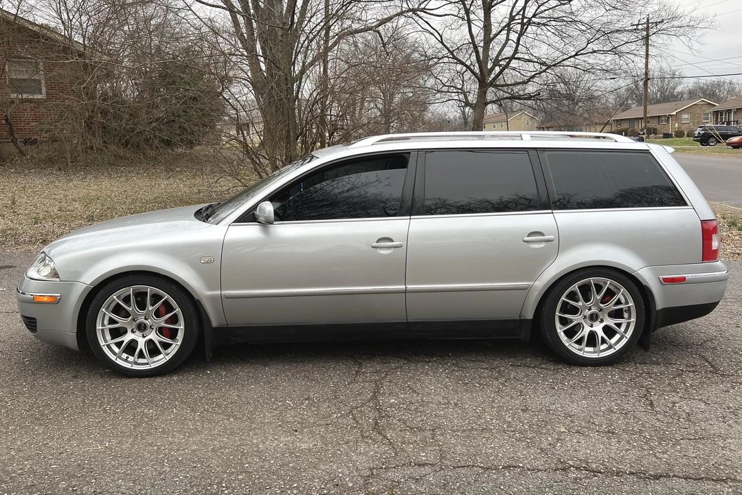 2003 Volkswagen Passat - Image 3 of 31