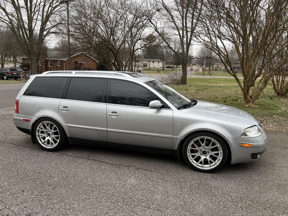 2003 Volkswagen Passat - Image 28 of 31