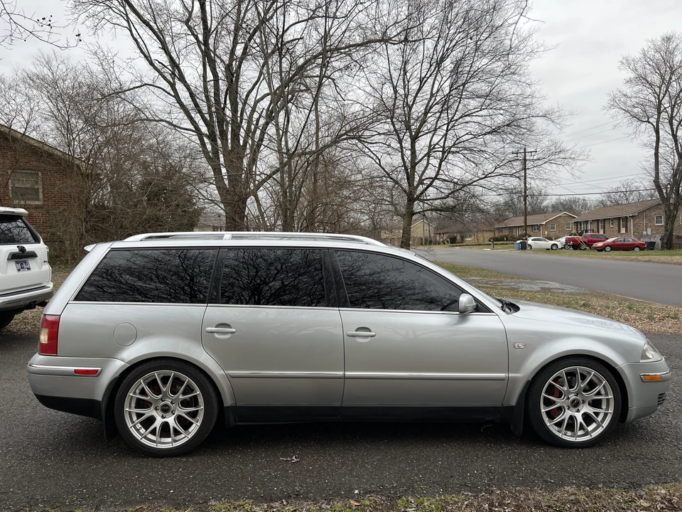 2003 Volkswagen Passat - Image 27 of 31