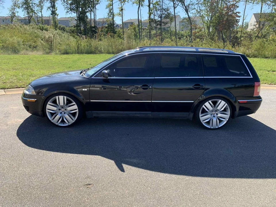 2003 Volkswagen Passat - Image 9 of 31