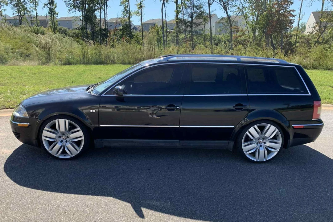 2003 Volkswagen Passat - Image 3 of 31
