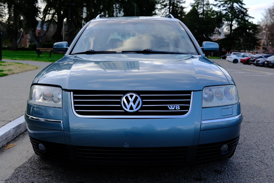 2003 Volkswagen Passat - Image 2 of 21