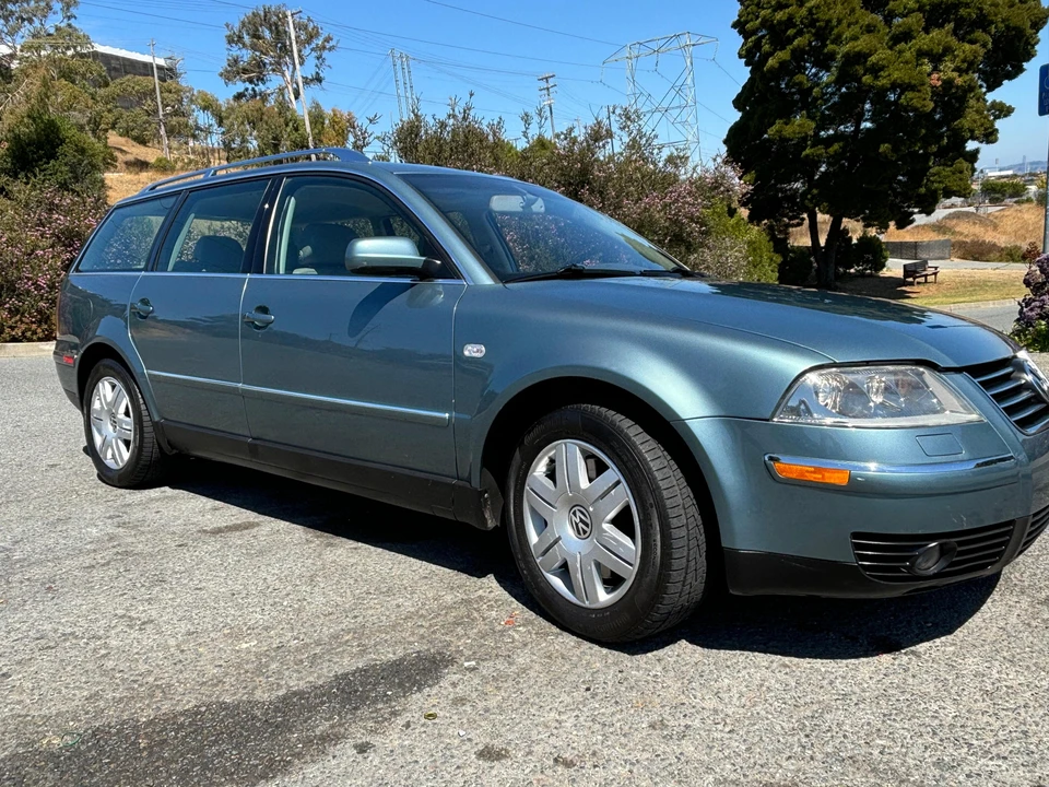 2003 Volkswagen Passat - Image 14 of 31