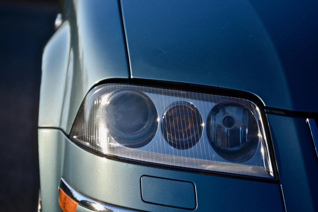 2003 Volkswagen Passat - Image 29 of 31