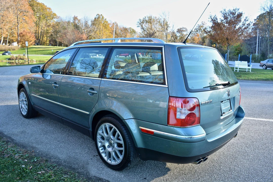 2003 Volkswagen Passat - Image 7 of 31