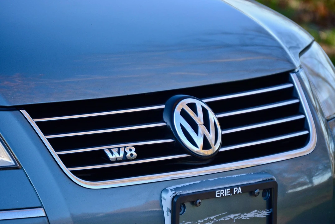 2003 Volkswagen Passat - Image 28 of 31