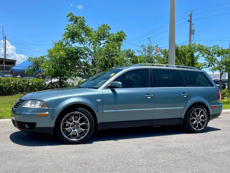 2003 Volkswagen Passat - Image 8 of 31