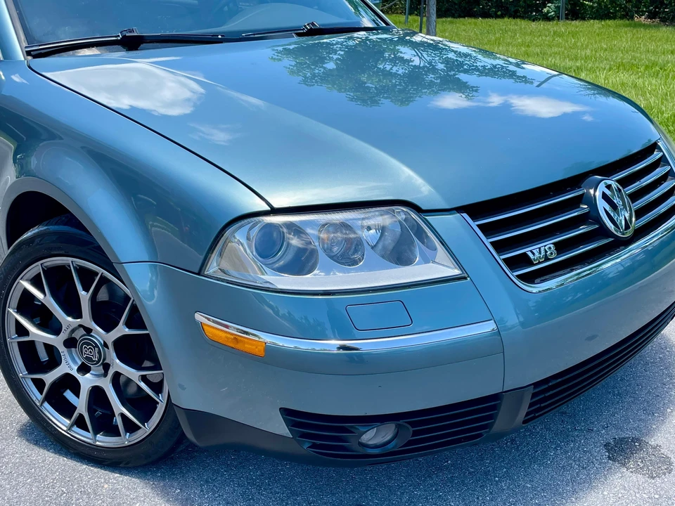 2003 Volkswagen Passat - Image 16 of 31