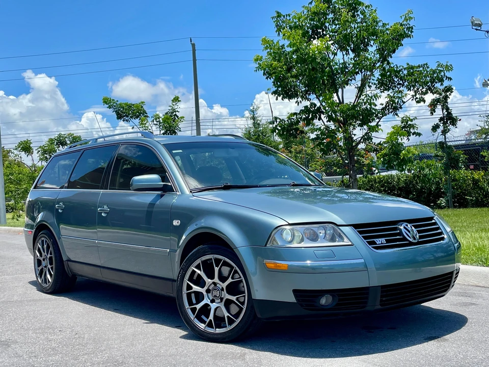 2003 Volkswagen Passat - Image 15 of 31