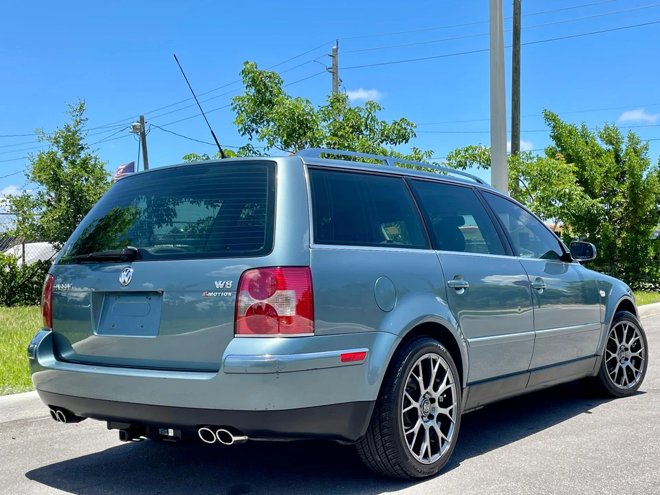 2003 Volkswagen Passat - Image 12 of 31