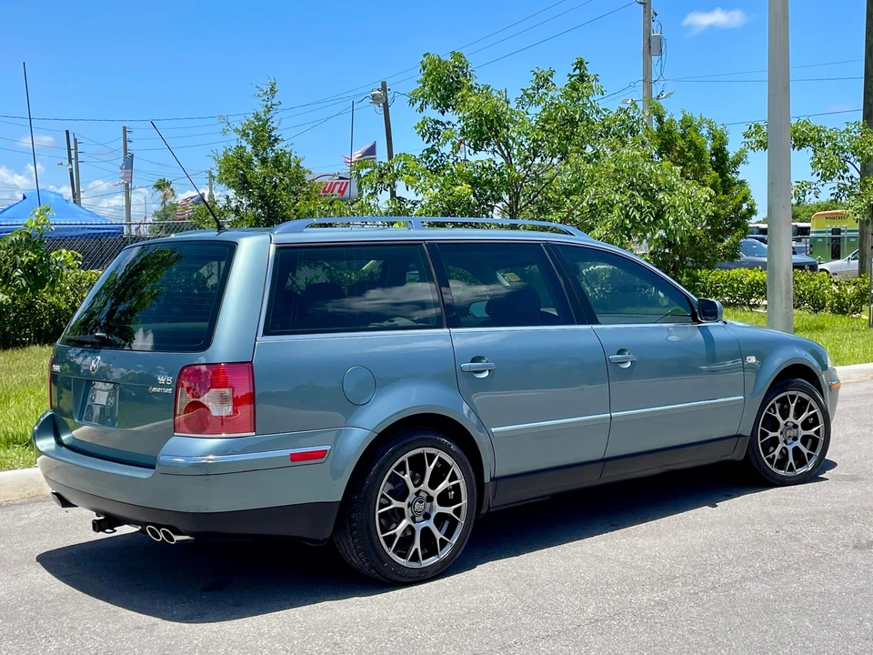 2003 Volkswagen Passat - Image 13 of 31
