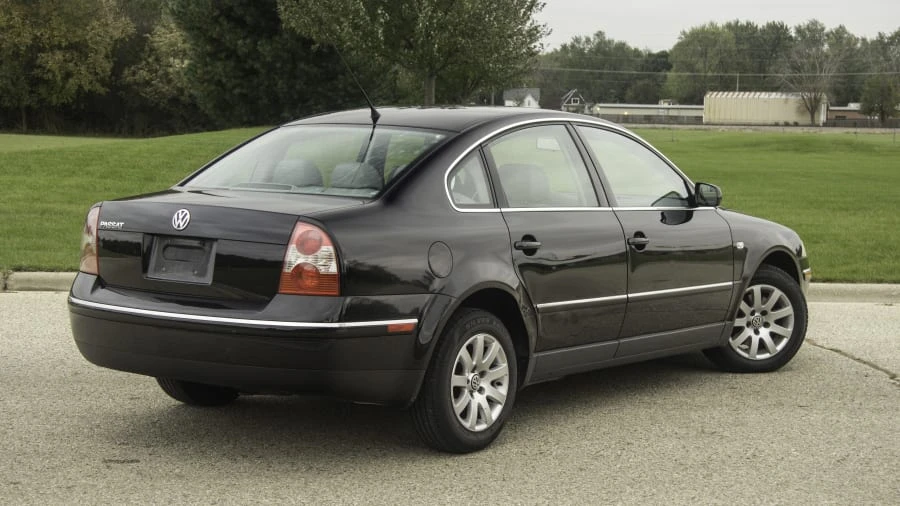 2003 Volkswagen Passat - Image 9 of 11