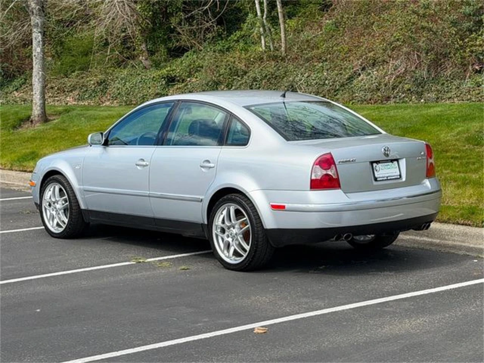 2003 Volkswagen Passat - Image 5 of 31