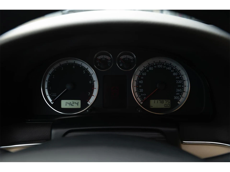 2003 Volkswagen Passat - Image 8 of 11