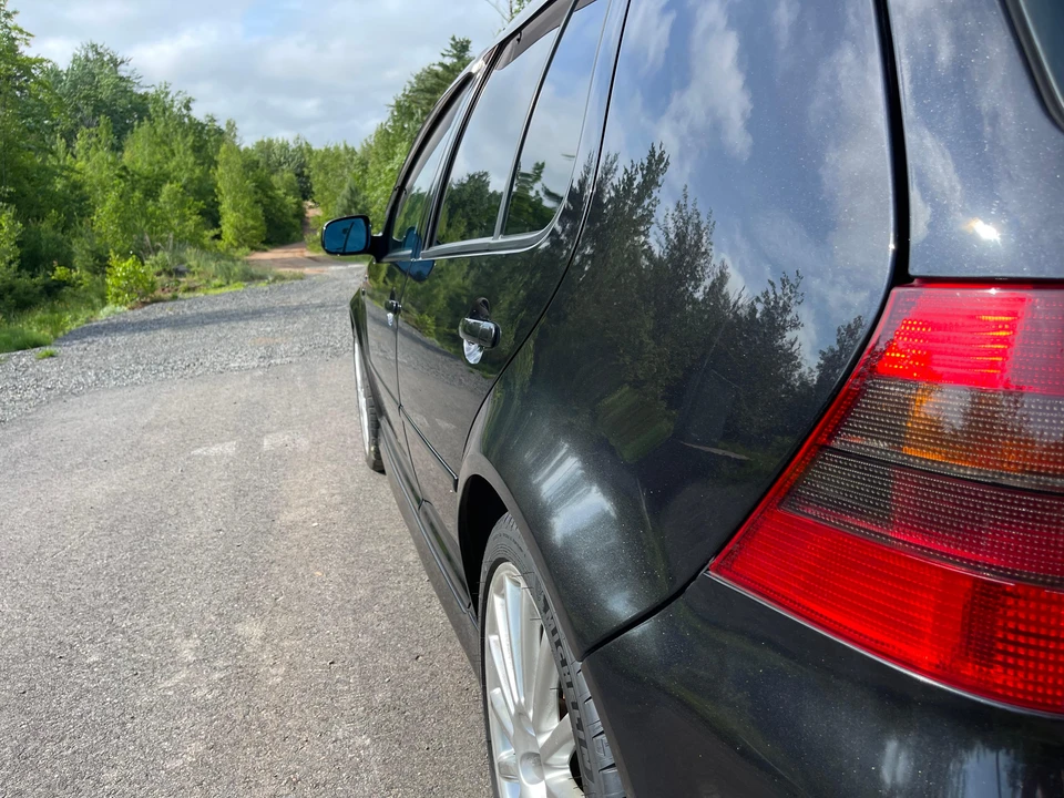 2003 Volkswagen R32 Mk4 - Image 17 of 31