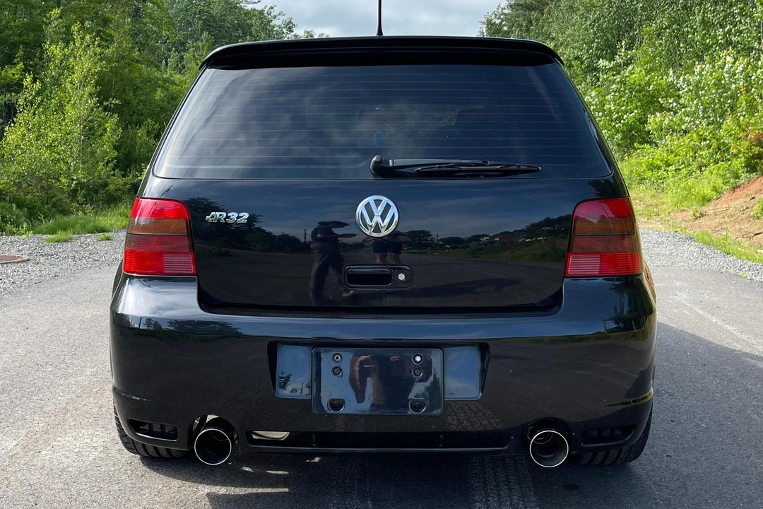 2003 Volkswagen R32 Mk4 - Image 5 of 31