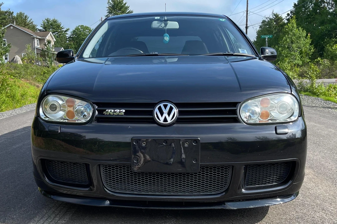 2003 Volkswagen R32 Mk4 - Image 2 of 31