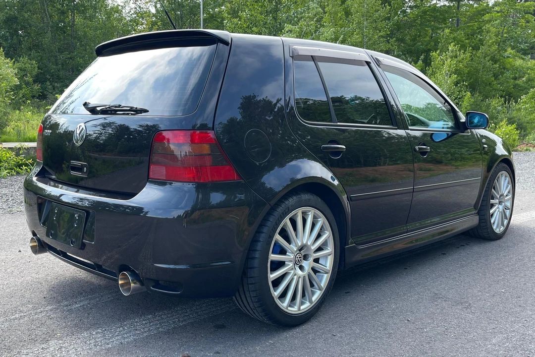2003 Volkswagen R32 Mk4 - Image 4 of 31