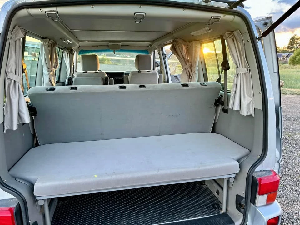 2003 Volkswagen EuroVan - Image 8 of 9