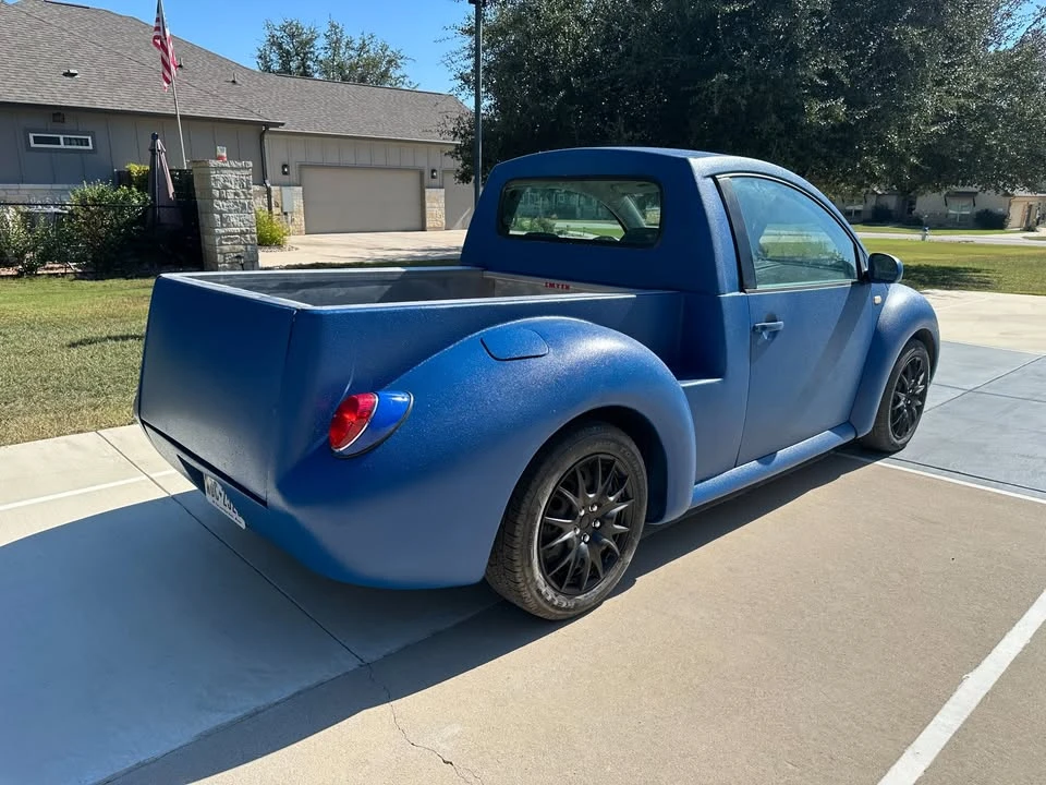 2003 Volkswagen Beetle (1980-2003) - Image 4 of 13