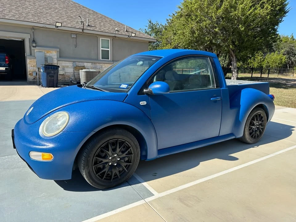 2003 Volkswagen Beetle (1980-2003) - Image 3 of 13