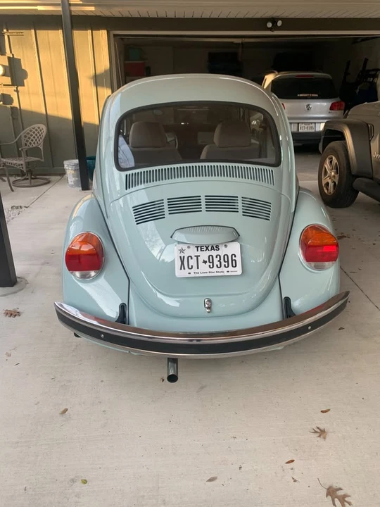 2003 Volkswagen Beetle (1980-2003) - Image 2 of 9