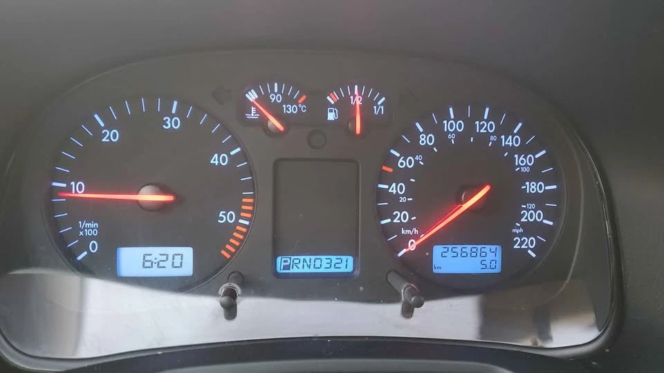 2003 Volkswagen Golf Mk4 - Image 2 of 2