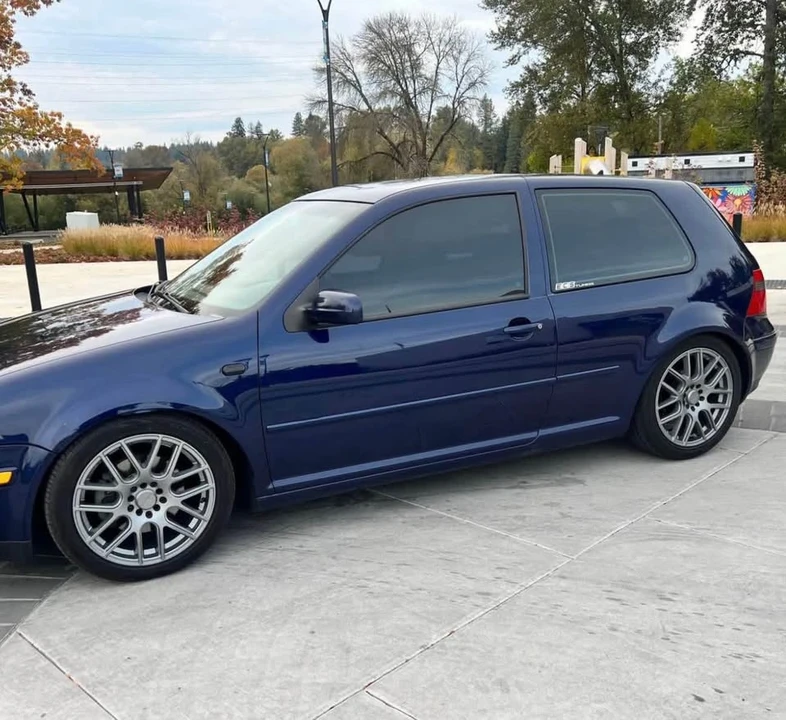 2003 Volkswagen GTI Mk4 - Image 2 of 9