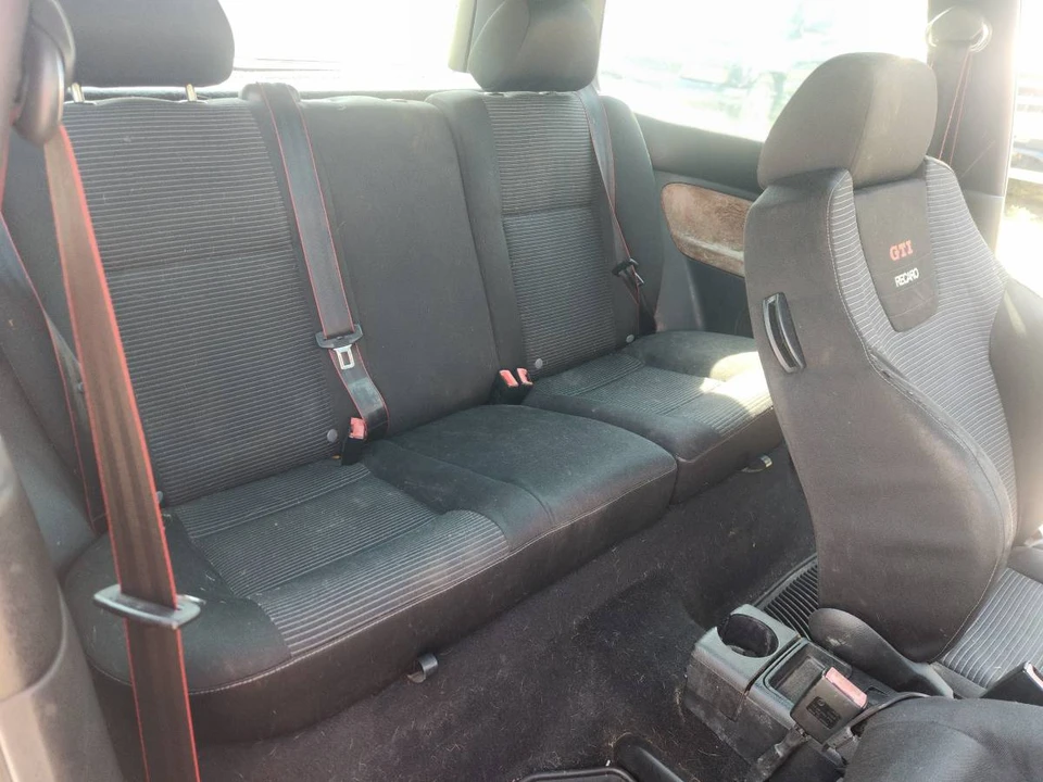 2003 Volkswagen GTI Mk4 - Image 11 of 16