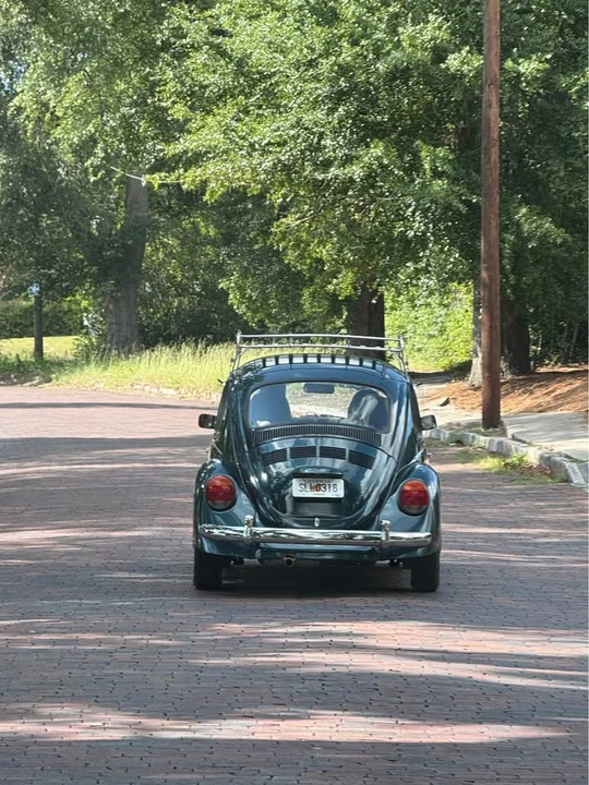 2003 Volkswagen Beetle (1980-2003) - Image 18 of 18