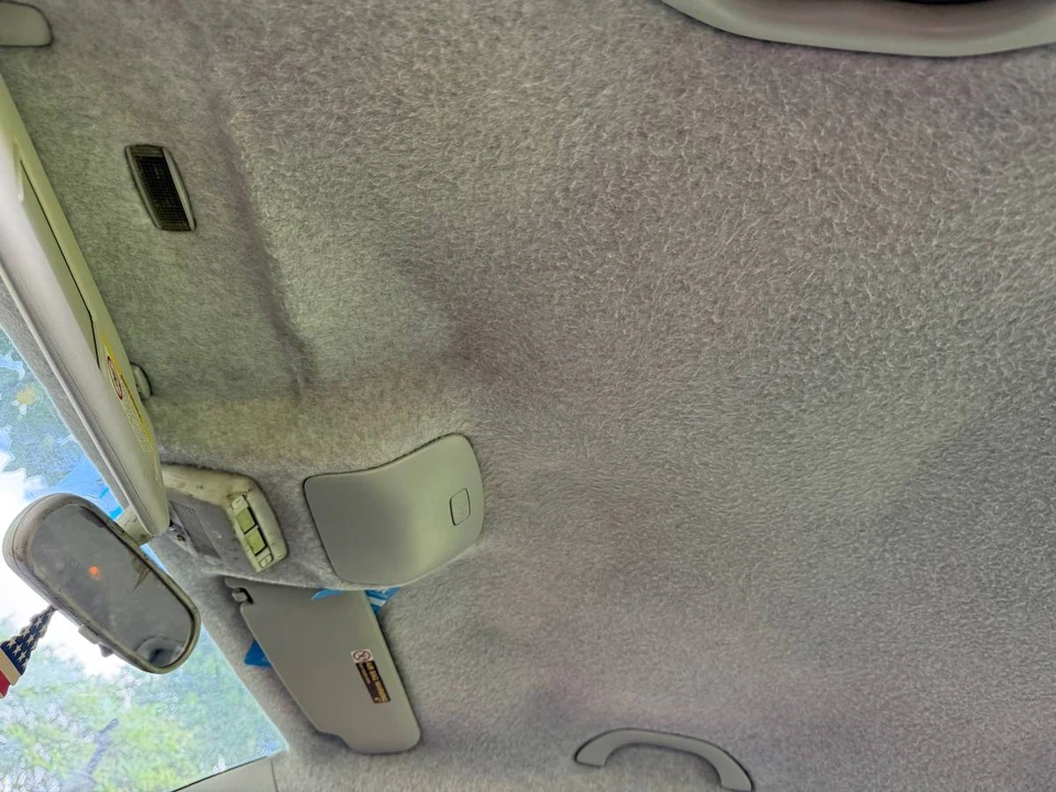 2003 Volkswagen New Beetle - Image 5 of 9