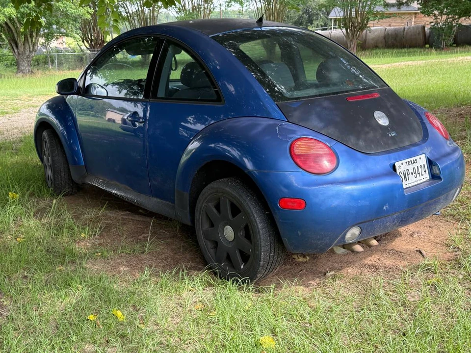 2003 Volkswagen New Beetle - Image 3 of 9