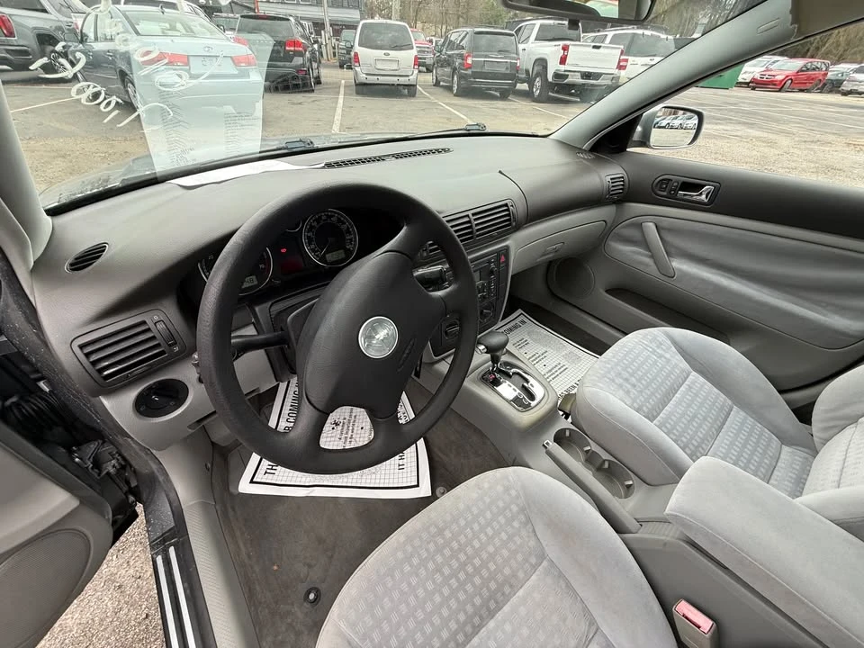 2003 Volkswagen Passat - Image 2 of 7