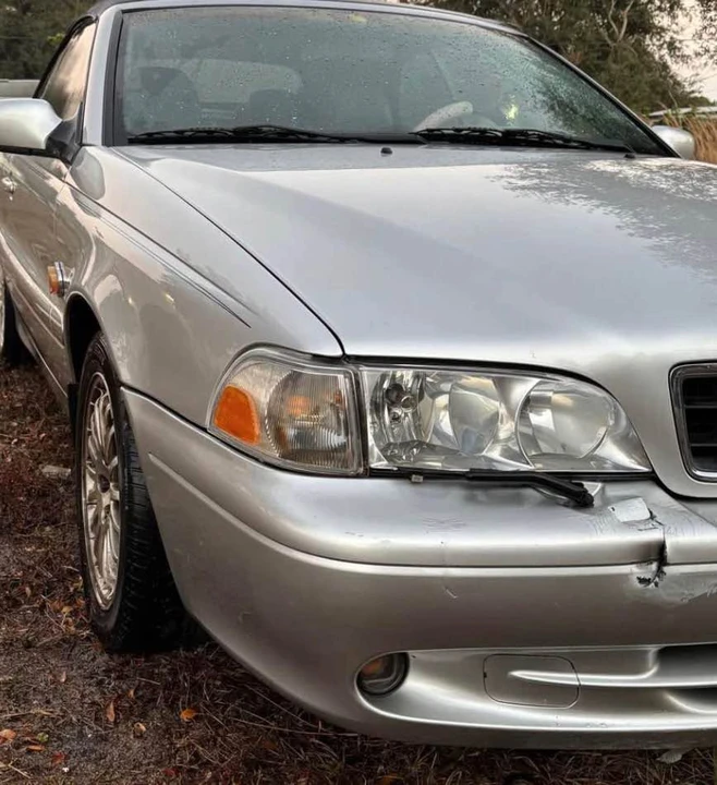 2003 Volvo C70 1st Gen - Image 3 of 12