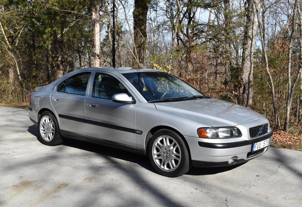 2003 Volvo S60 1st Gen - Image 2 of 31