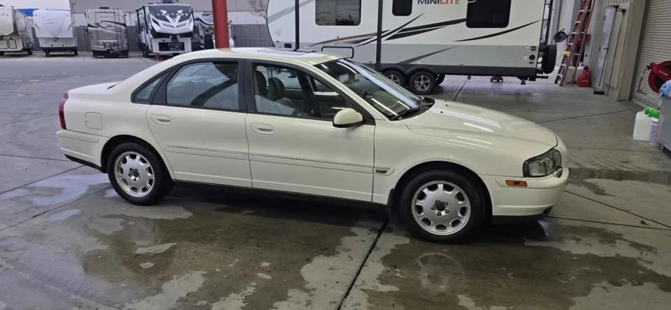 2003 Volvo S80 1st Gen - Image 2 of 8