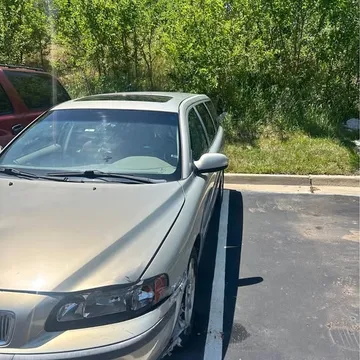 2003 Volvo V70 2.4 Wagon 4D