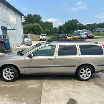 2003 Volvo V70 2.4 Wagon 4D